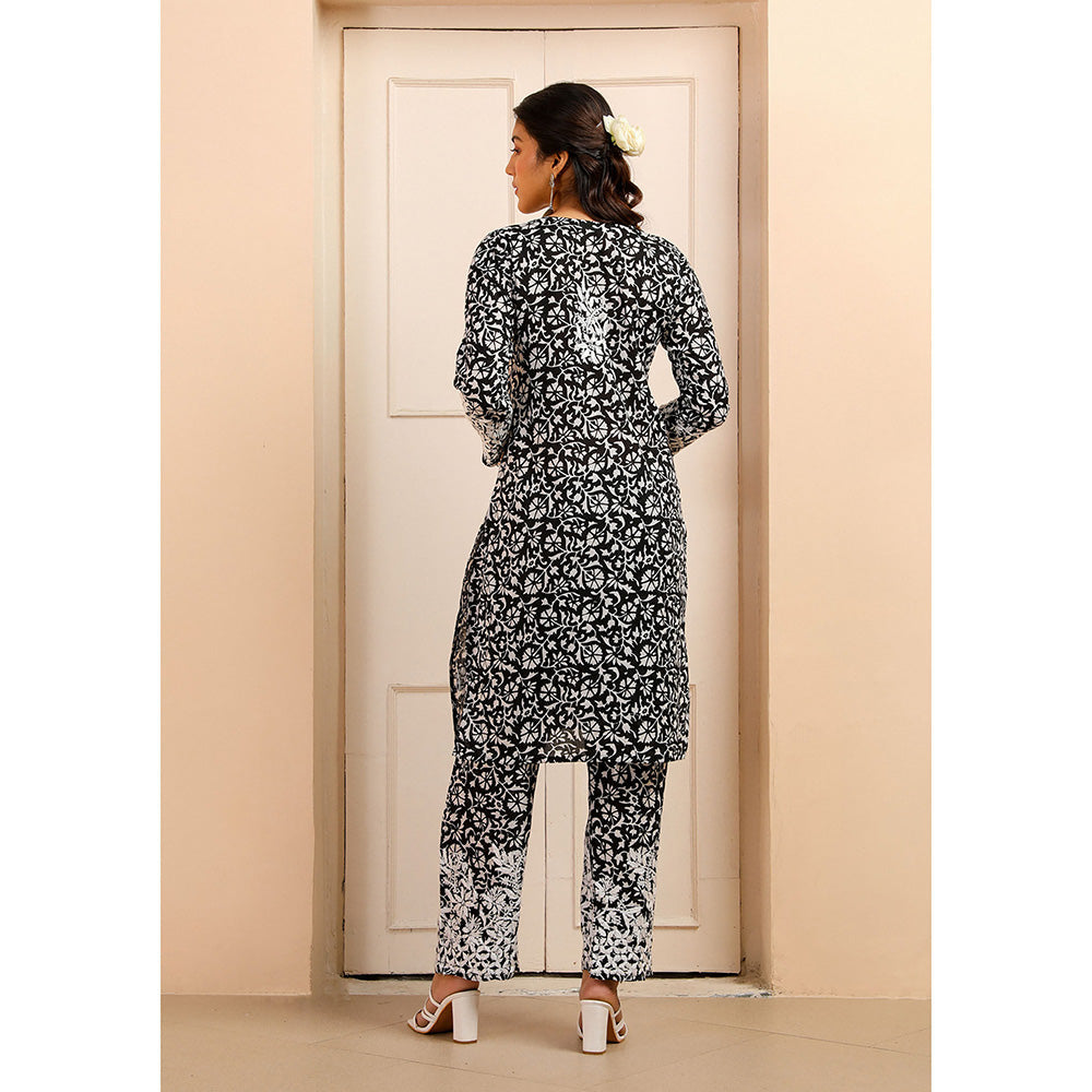 House of Chikankari Mulmul Chikankari Printed Womens Kurta with Pants-Black (Set of 2)