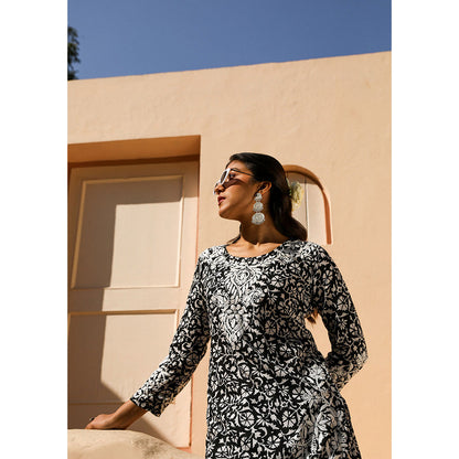 House of Chikankari Mulmul Chikankari Printed Womens Kurta with Pants-Black (Set of 2)