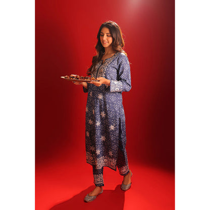 House of Chikankari Meher Mulmul Chikankari Printed Women Long Kurta and Pants (Set of 2)