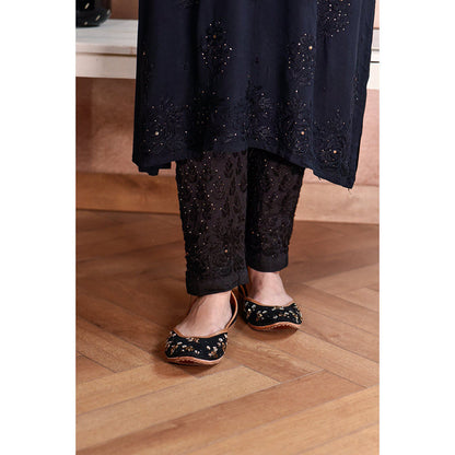 House of Chikankari Afifa Chikankari Black Rayon Kurta with Pant with Pant (Set of 2)