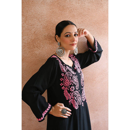 House of Chikankari Rubaab Chikankari Black Rayon Straight Kurta with Pant with Pant (Set of 2)