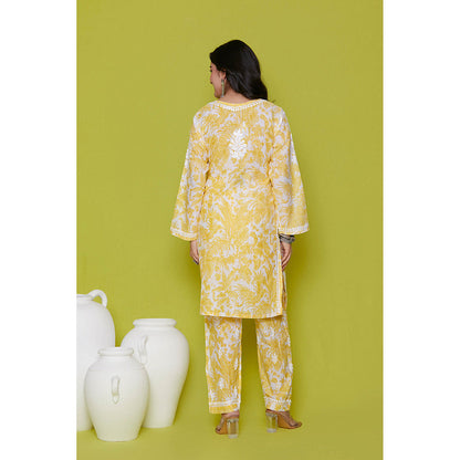 House of Chikankari Mulmul Chikankari Printed Womens Kurta with Pants-Yellow (Set of 2)