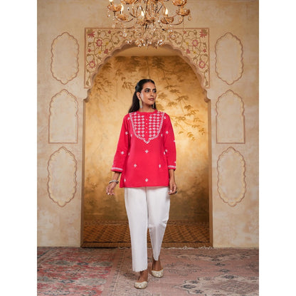 Chikankari Woven Short Kurta