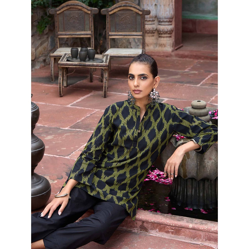 HOC Crafts Ikkat Woven Short Kurta