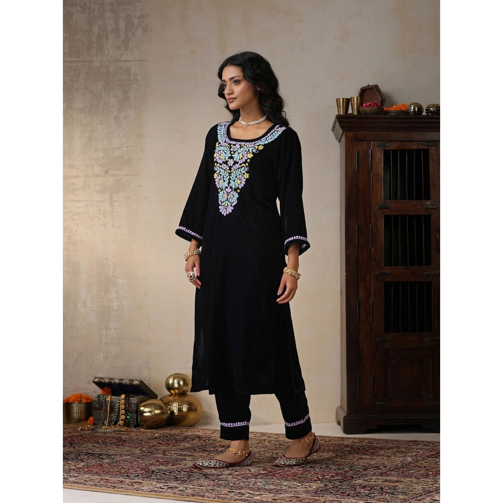 House of Chikankari Black Velvet Chikankari Embroidered Kurta with Pant (Set of 2)