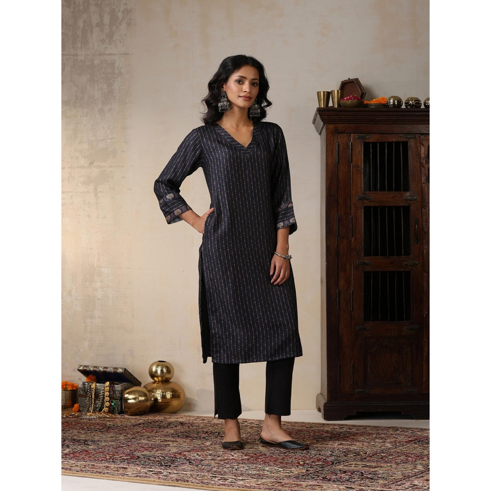 House of Chikankari Crafts Pashmina Printed Long Kurta - Navy Blue