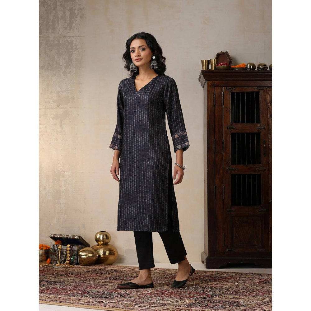 House of Chikankari Crafts Pashmina Printed Long Kurta - Navy Blue