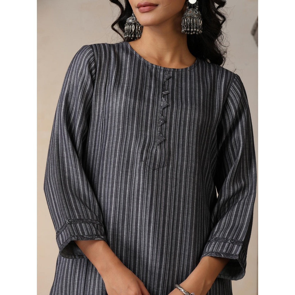 House of Chikankari Crafts Pashmina Printed Long Kurta - Black