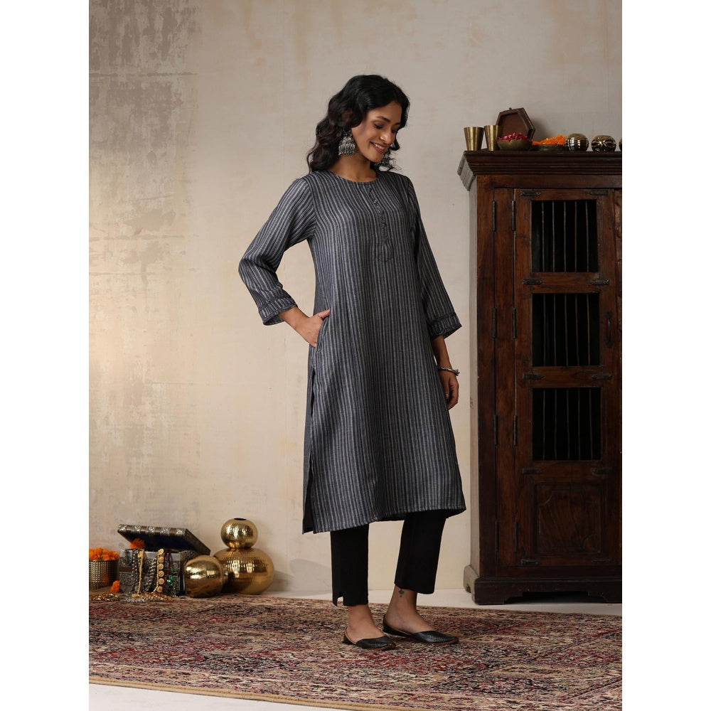 House of Chikankari Crafts Pashmina Printed Long Kurta - Black