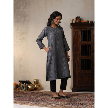 House of Chikankari Crafts Pashmina Printed Long Kurta - Black