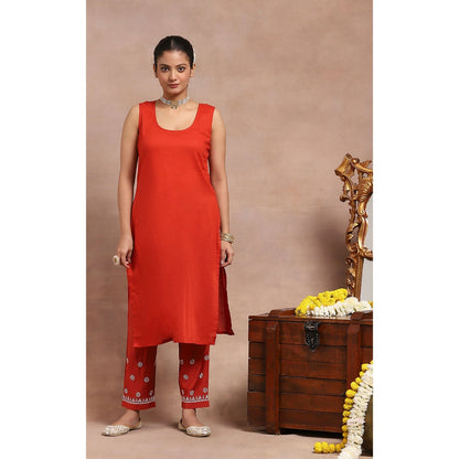 House of Chikankari Chikankari Zari Kurta with Pant and Dupatta - Red (Set of 3)