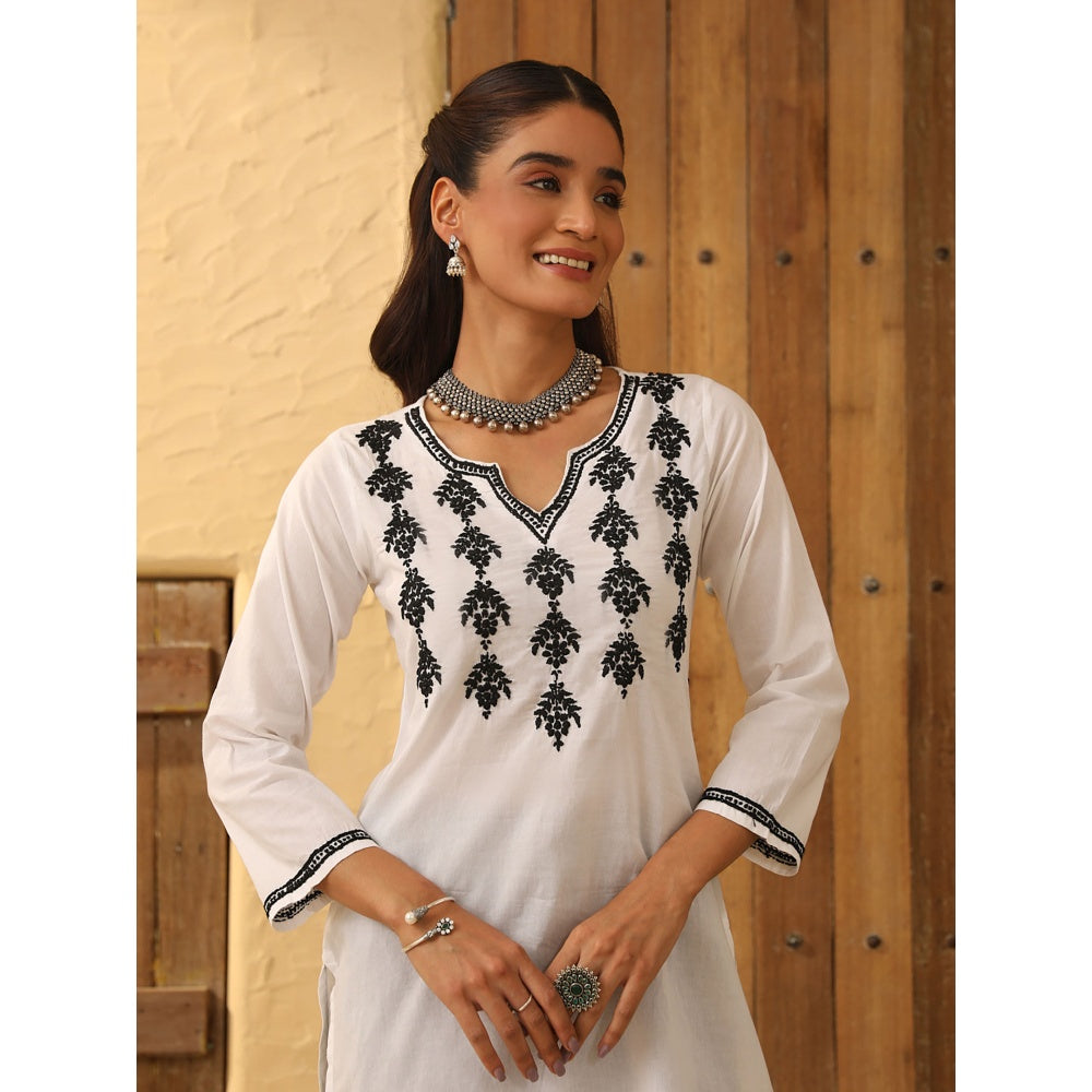 House of Chikankari Cotton Chikankari Embroidered Kurta