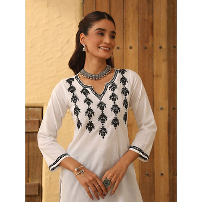 House of Chikankari Cotton Chikankari Embroidered Kurta
