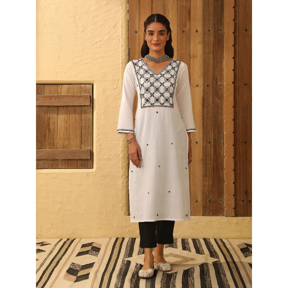 House of Chikankari Cotton Chikankari Embroidered Kurta