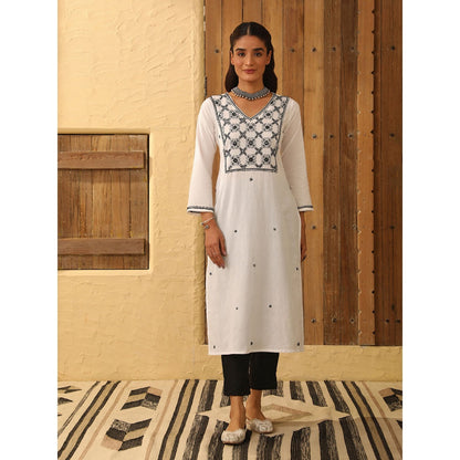 House of Chikankari Cotton Chikankari Embroidered Kurta