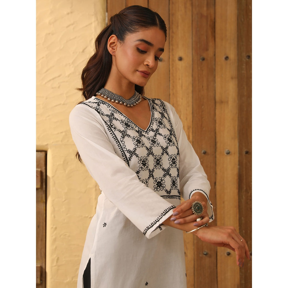 House of Chikankari Cotton Chikankari Embroidered Kurta