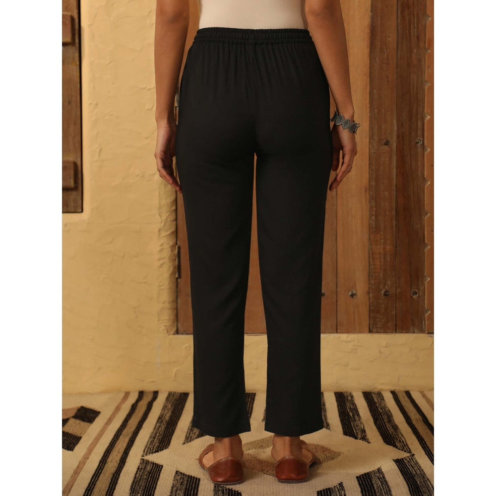 House of Chikankari Black Cotton Solid Pant