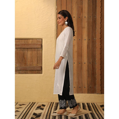 House of Chikankari White Cotton Chikankari Women's Long Kurta