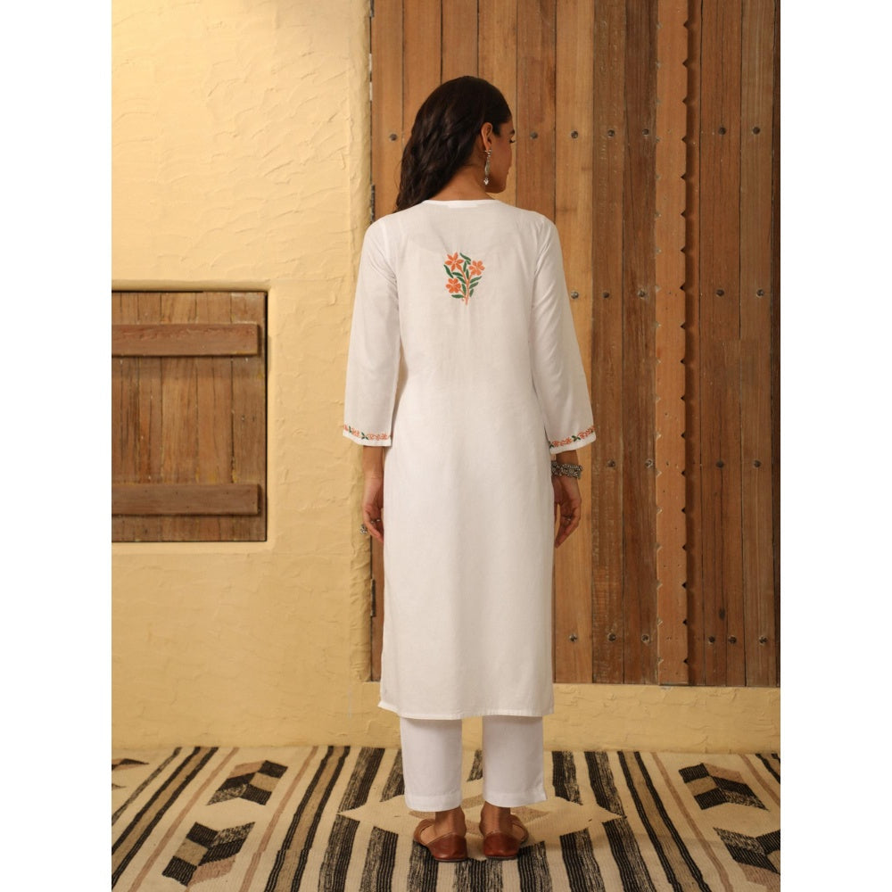 House of Chikankari White Cotton Women's Long Kurta