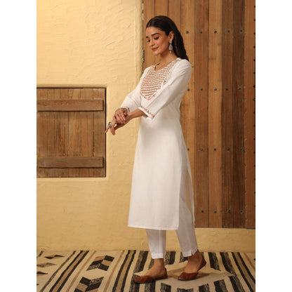 House of Chikankari White Cotton Women's Long Kurta