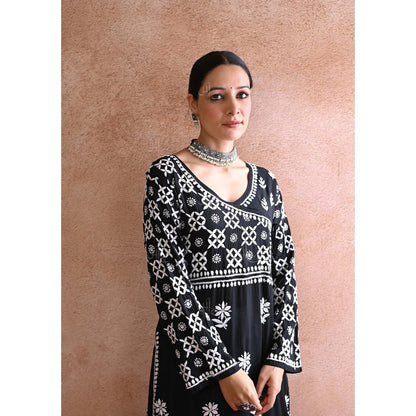 Chikankari Modal Straight Kurta