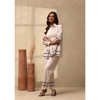 House of Chikankari Women's Off White Cotton Linen Blend Chikankari Co-Ord (Set of 2)
