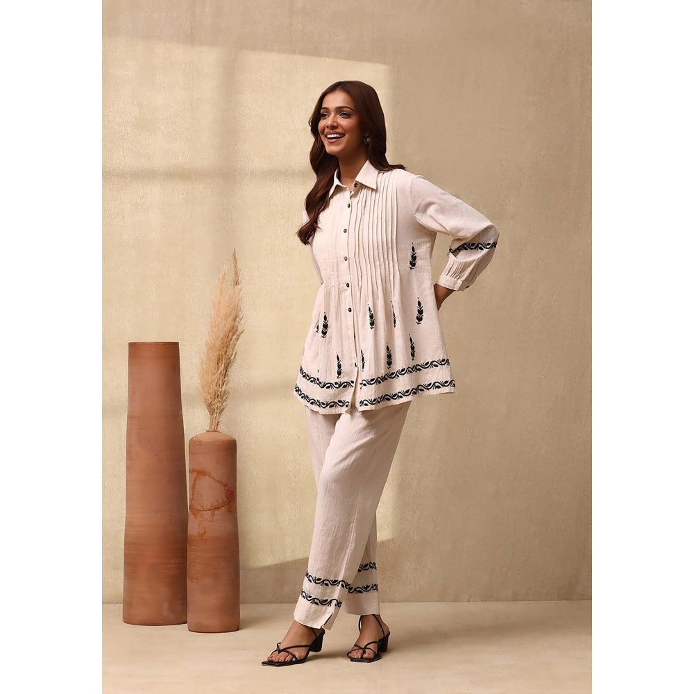 House of Chikankari Women's Off White Cotton Linen Blend Chikankari Co-Ord (Set of 2)