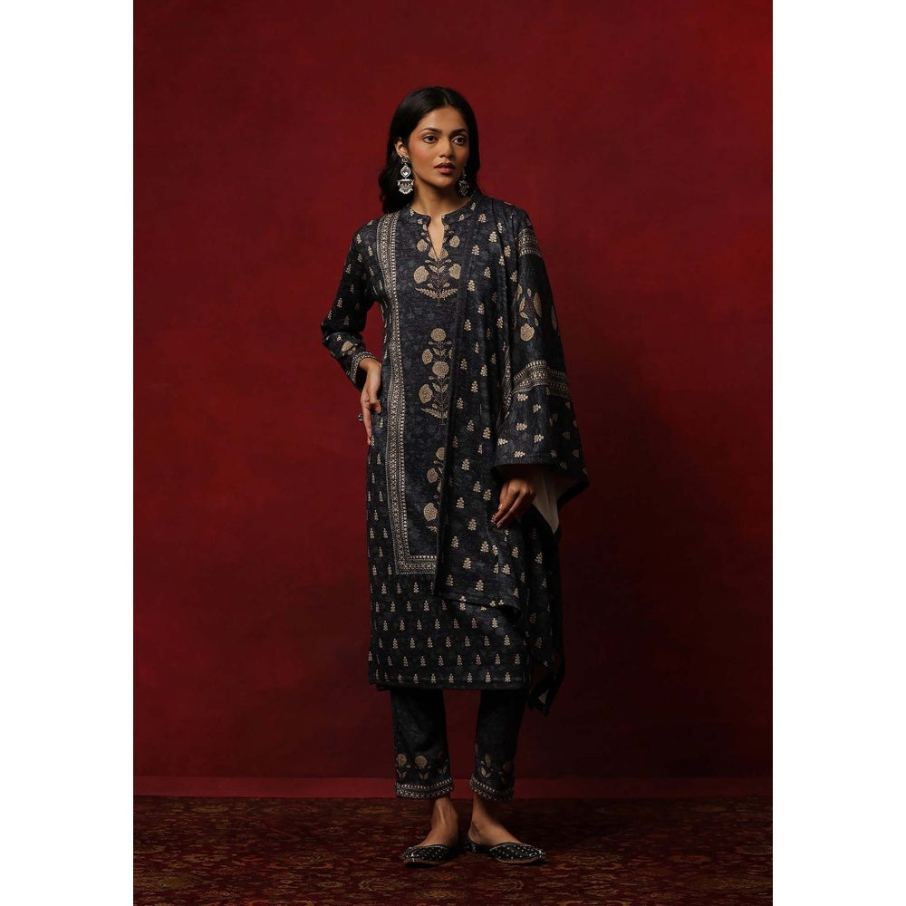 House of Chikankari Grey Woollen Printed Women's Kurta With Pant And Dupatta