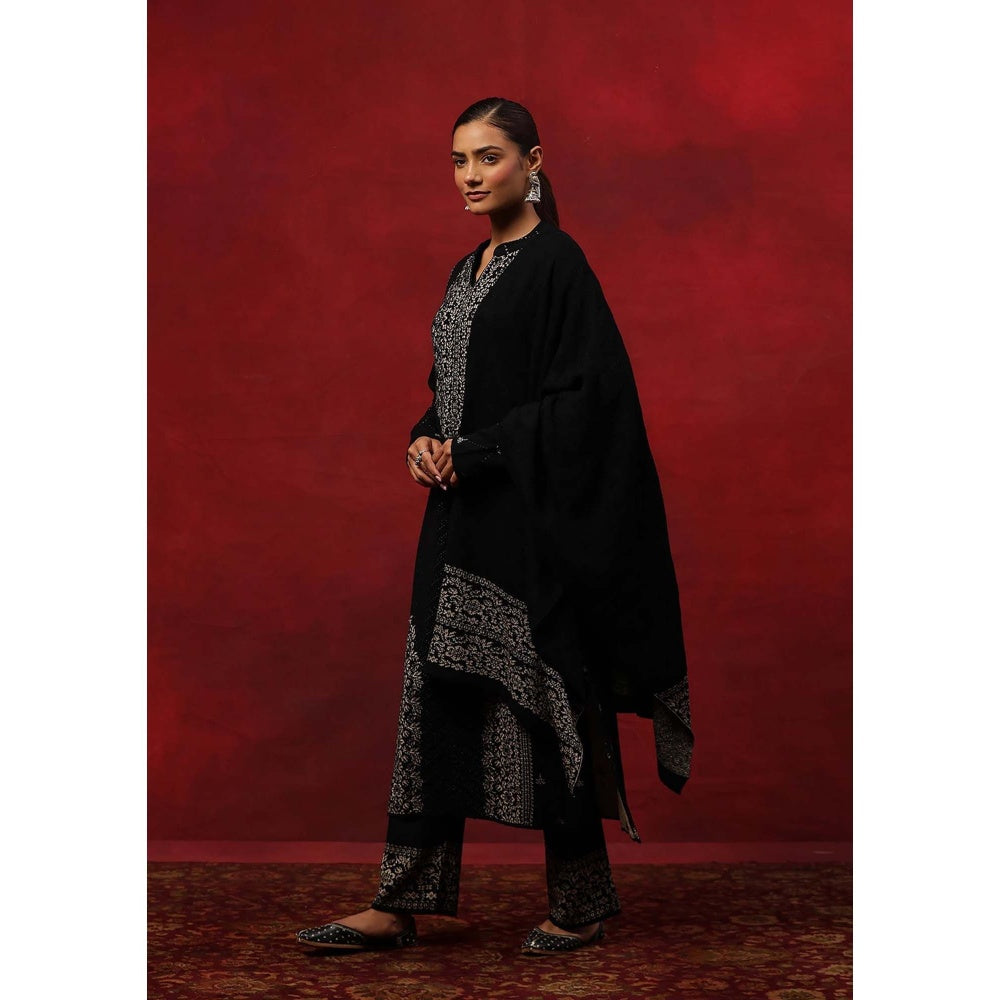 House of Chikankari Black Woollen Embellished Women's Kurta With Pant And Dupatta
