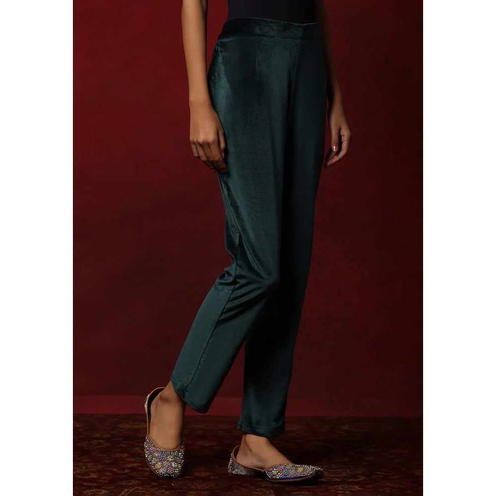 House of Chikankari Teal Velvet Embroidered Women's Kurta With Pant And Dupatta