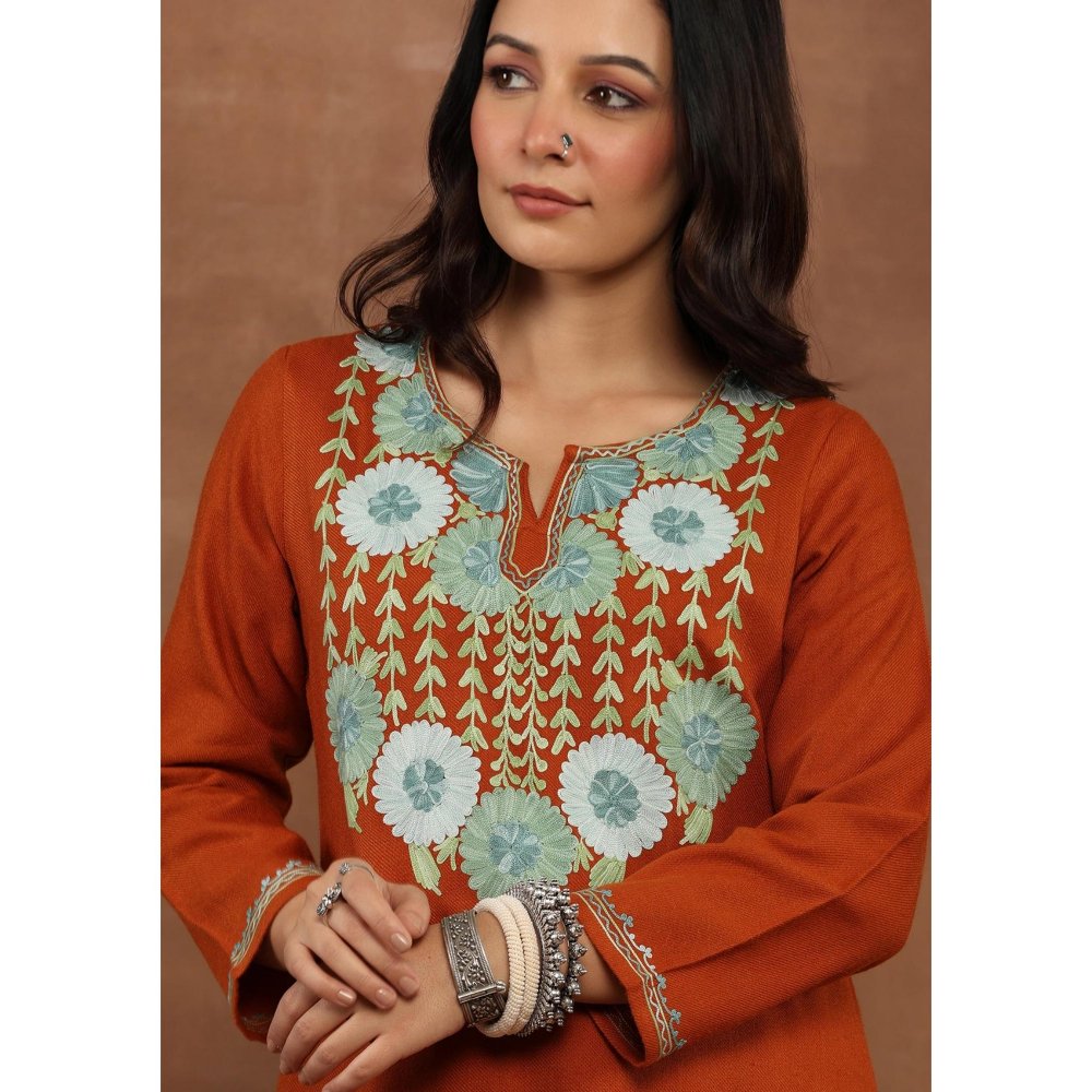 House of Chikankari Rust Aari Embroidered Women's Kurta With Pant