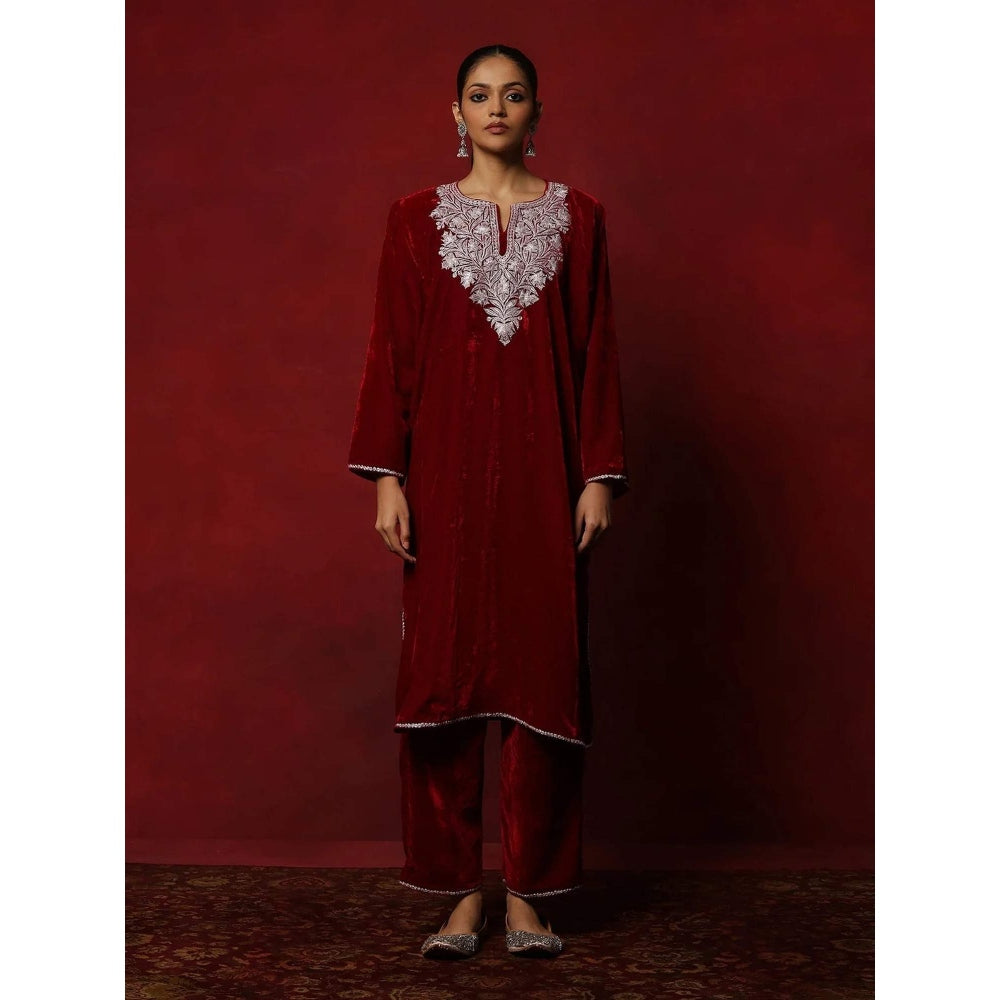 House of Chikankari Maroon Hoc Velvet Tilla Embroidered Solid Women's 2 Pc Phiran Set