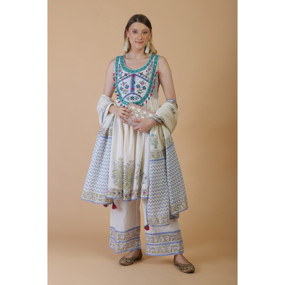 House of Supriya Off White Embroidered Kurta With Pant And Dupatta (Set of 3)