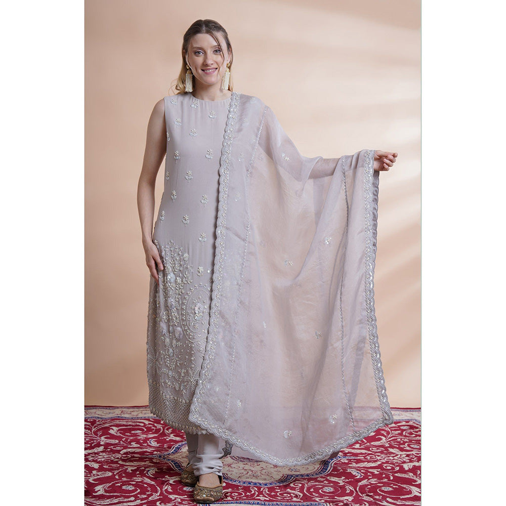 House of Supriya Grey Georgette Incut Kurta With Churidar And Dupatta (Set of 3)