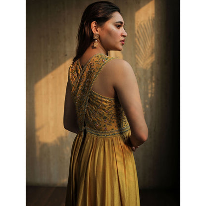 House of Kosh Yellow Cross Back Embroidered Anarkali Kurta and Pant (Set of 2)