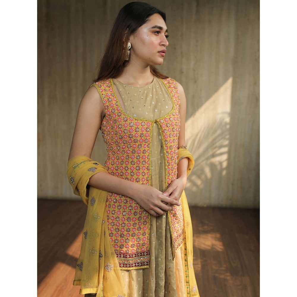 House of Kosh Beige Flared Kurta with Churidar- Dupatta and Jacket (Set of 4)