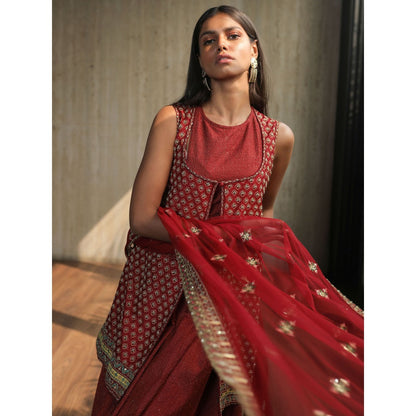 House of Kosh Maroon Flared Kurta with Churidar- Dupatta and Jacket (Set of 4)