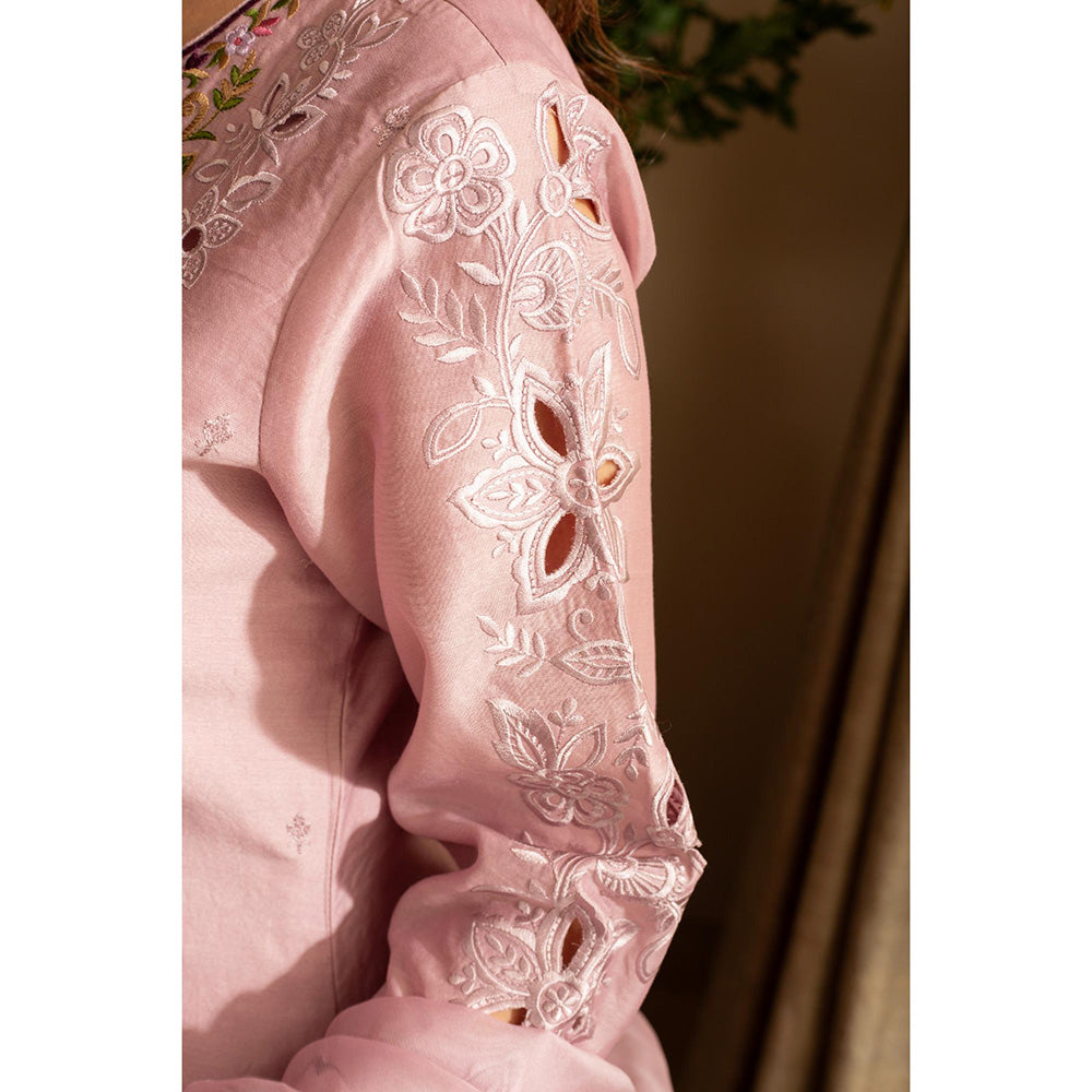 House of Inari Golchin Lavender Embroidered Kurta with Pant and Dupatta