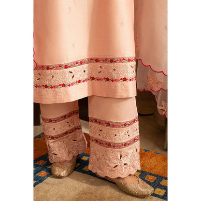 House of Inari Golchin Pastel Peach Embroidered Kurta with Pant and Dupatta