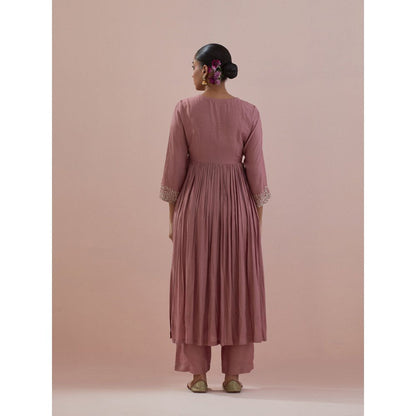 Ikshita Choudhary Pink Embellished Anarkali Kurta