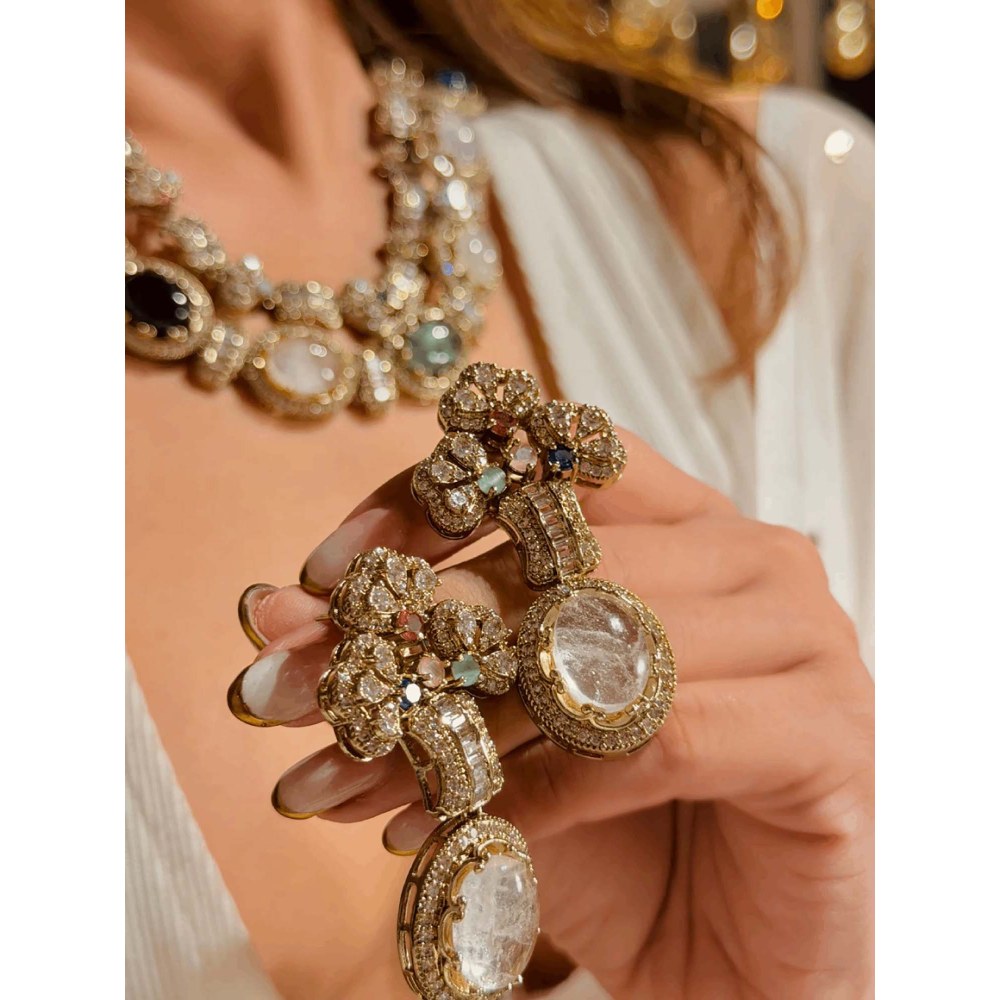 ILLUMINATE JEWELLERY Aura Elizabeth Necklace with Earrings