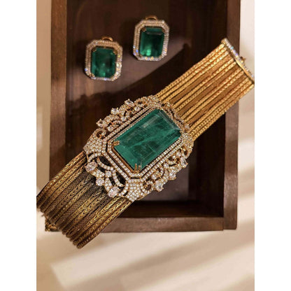ILLUMINATE JEWELLERY Imperial Choker with Earrings