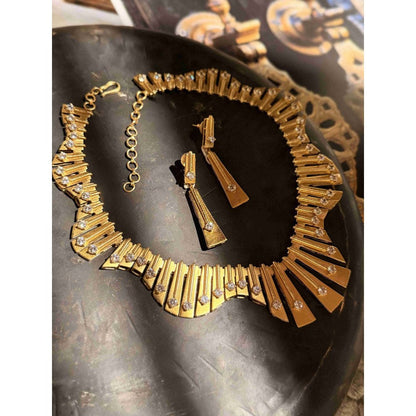 ILLUMINATE JEWELLERY Zora Necklace with Earrings