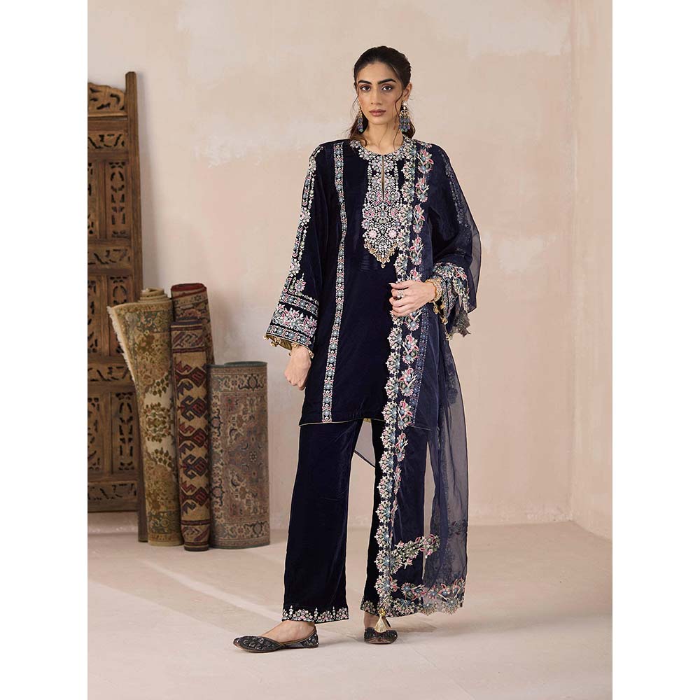 Inej Navy Blue Embroidery Dupatta