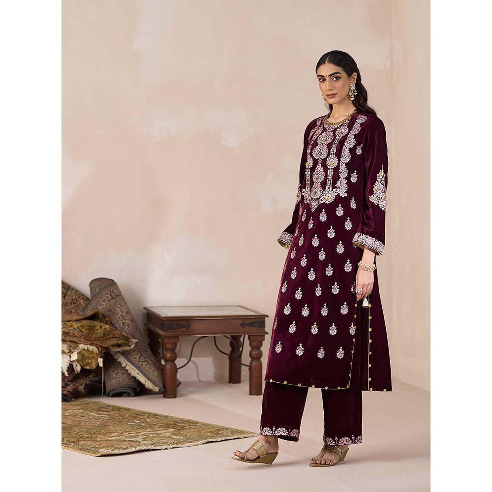 Inej Maroon Straight Kurta with Pant (Set of 2)