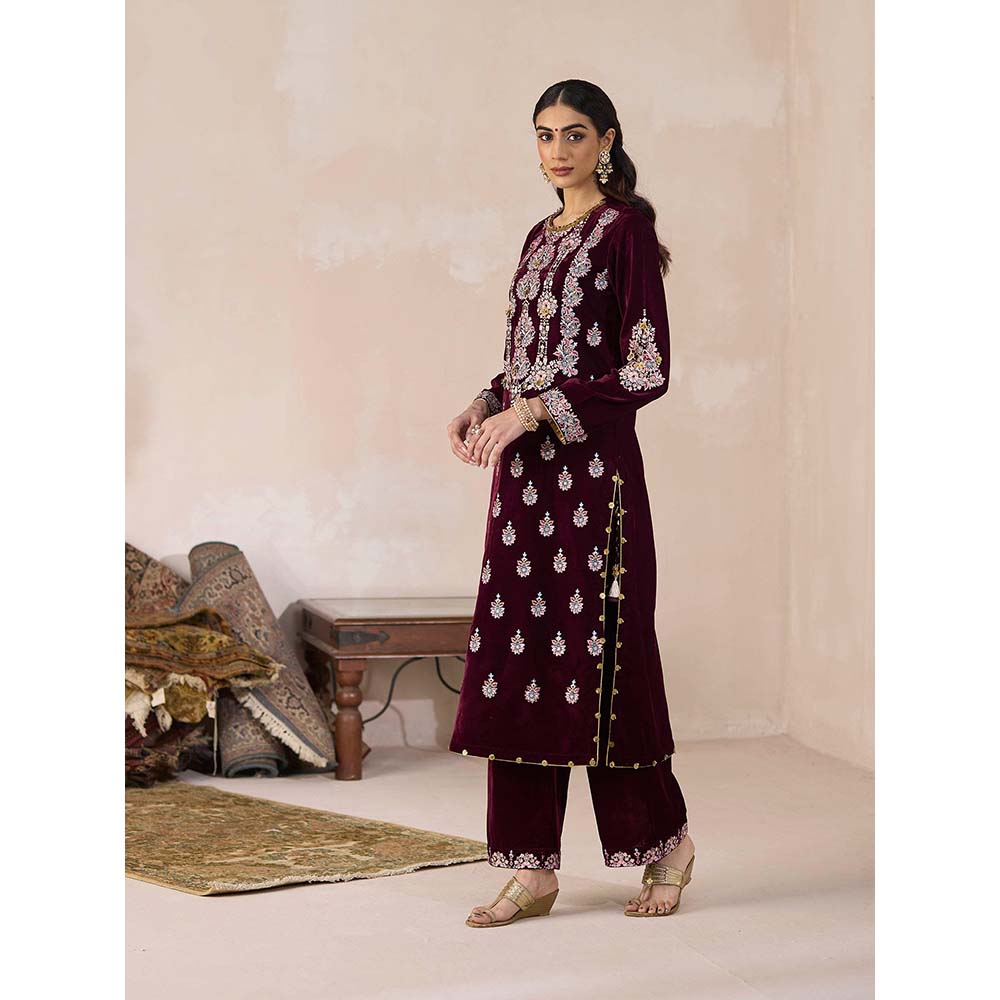 Inej Maroon Straight Kurta with Pant (Set of 2)
