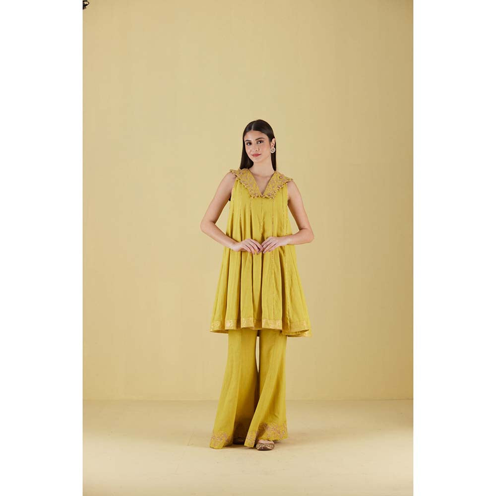 Inej Short Kali Corn Yellow Kurta with Sharara (Set of 2)