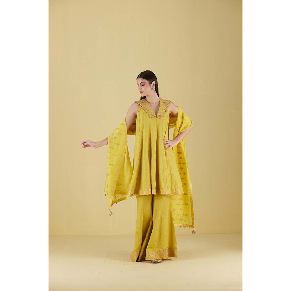 Inej Short Kali Corn Yellow Kurta with Sharara (Set of 2)