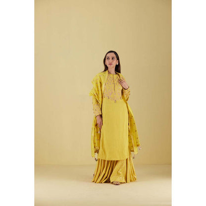 Inej Kurta Straight Corn Yellow with Pant (Set of 2)