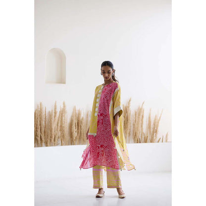 Inej Lakeer Multicoloured Kaftan Kurta with Pant (Set of 2)